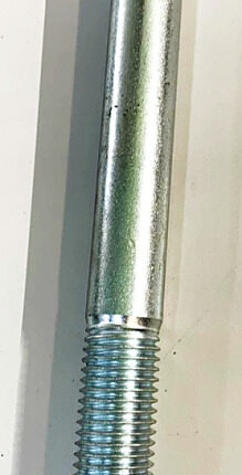 Skrutka 24x220 / 5592-33-0200